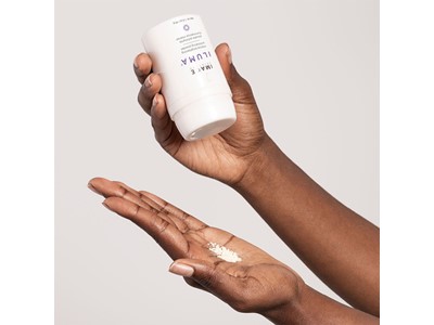 Image Iluma Brightening Exfoliating Powder - Bild 2