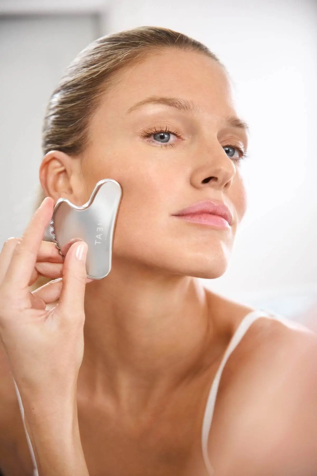 HEAT Facial Gua Sha